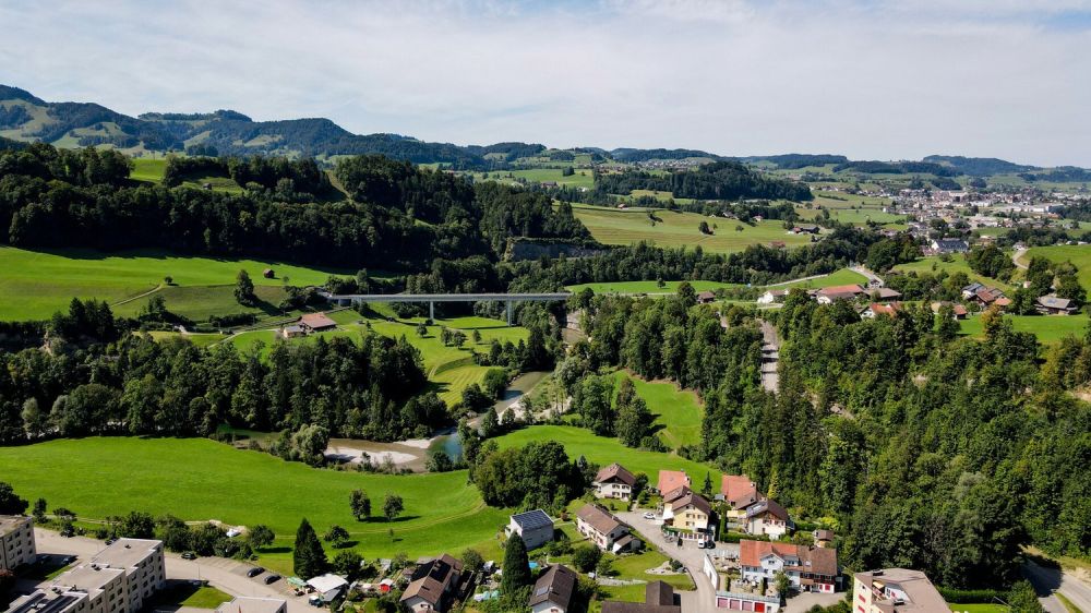 Wohnen, wo die Natur beginnt  mit Sitzplatz und Blick ins Grüne - Umgebung