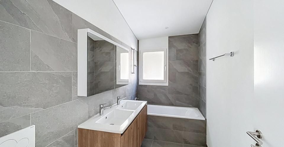 Villa neuve avec unité indépendante et vue dégagée sur les Préalpes - Senèdes - Maison 6.5 pièces - image - 9