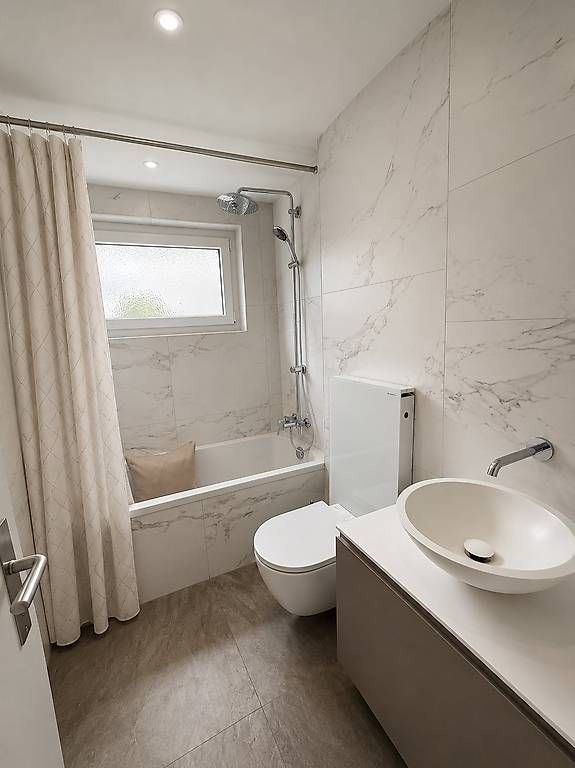 Moderne 4.5 Wohnung - kernsaniert mit traumhafter Aussicht  -  Bild 2