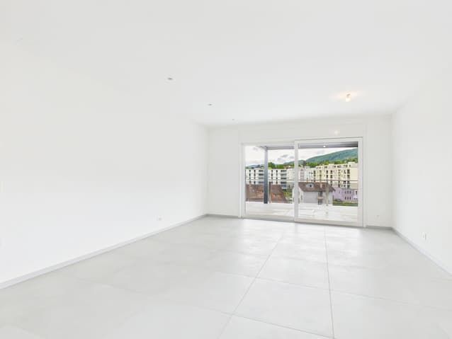 Stilvolle Attikawohnung mit grosser Terrasse und exklusiver Wohnkomfort in Delém -  Bild 3
