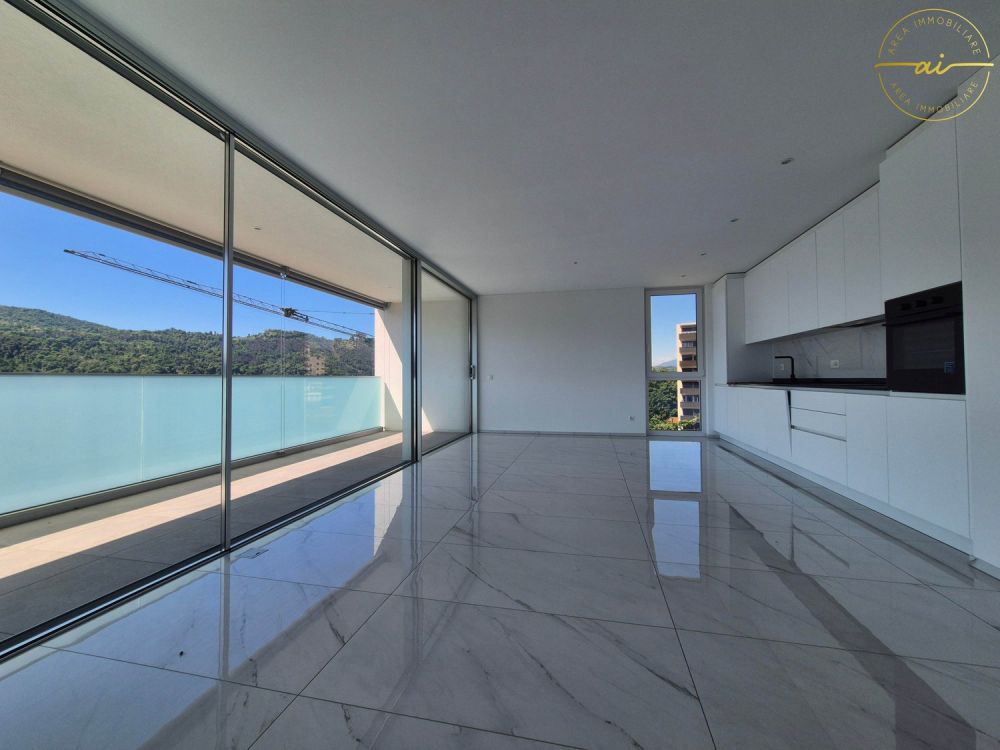 NUOVO ATTICO DI 4.5 LOCALI CON AMPIA TERRAZZA A VACALLO - Bild 1