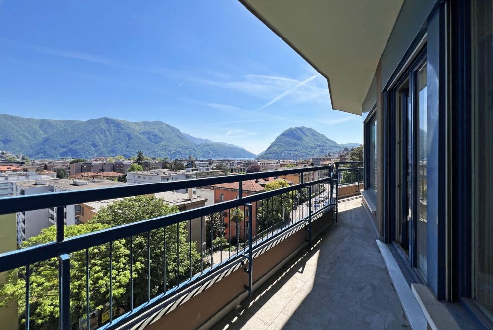STUPENDO 4.5 LOCALI IN ZONA CENTRALE VISTA LAGO A LUGANO -  Bild 2