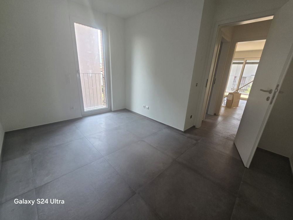 BELLISSIMO E NUOVO 3.5 LOCALI CON GRANDE TERRAZZA AD AGNO -  Bild 8