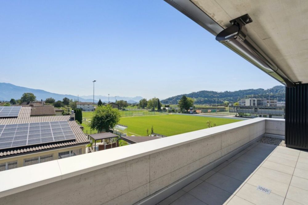 Wohnen mit Blick auf die Reben von Berneck - Überbauung Emseren, Au -  Bild 2