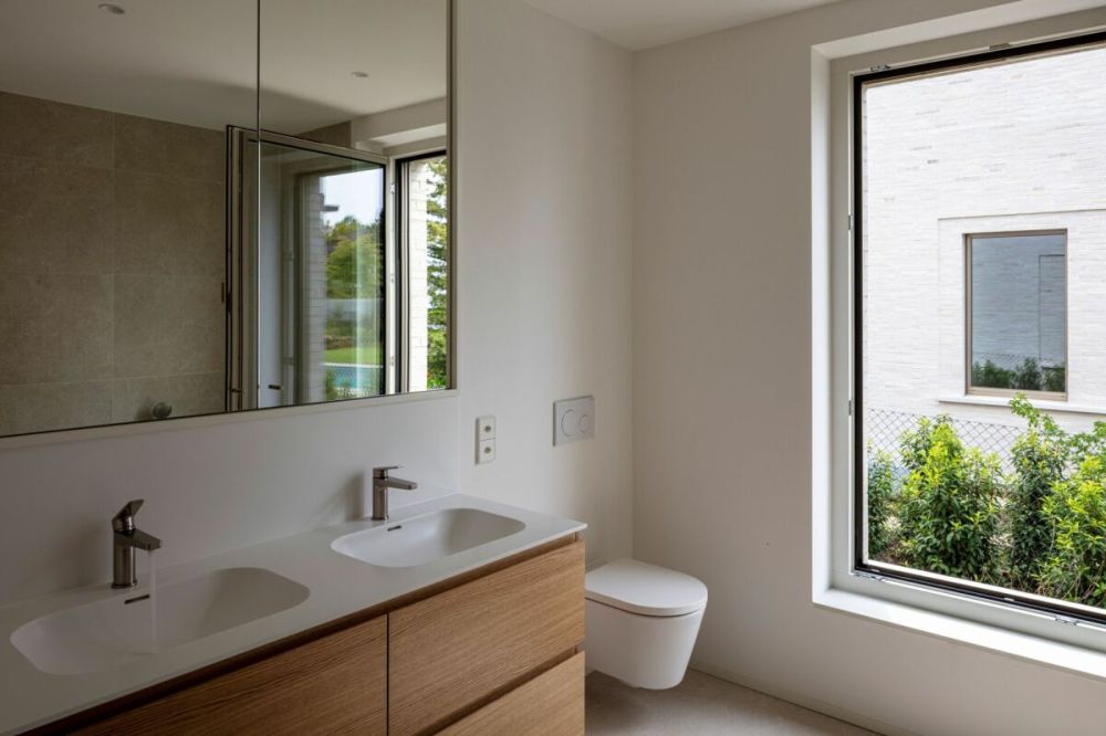 Maisonette-Gartenwohnung mit Pool in Riehen --- Duplex garden flat with a pool in Riehen -  Bild 9