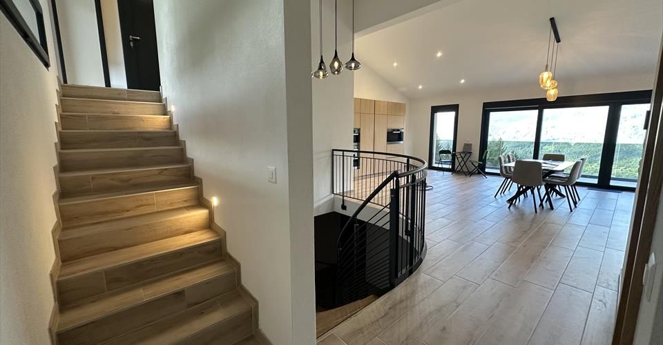 Villa familiale neuve avec vue panoramique – Crans-Montana - Villa 5.5 pièces - image - 4