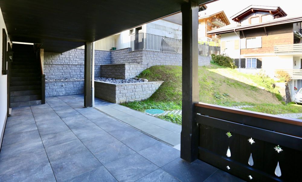 Neubauwohnung im Chaletstil mit separater Garage - Bild 11