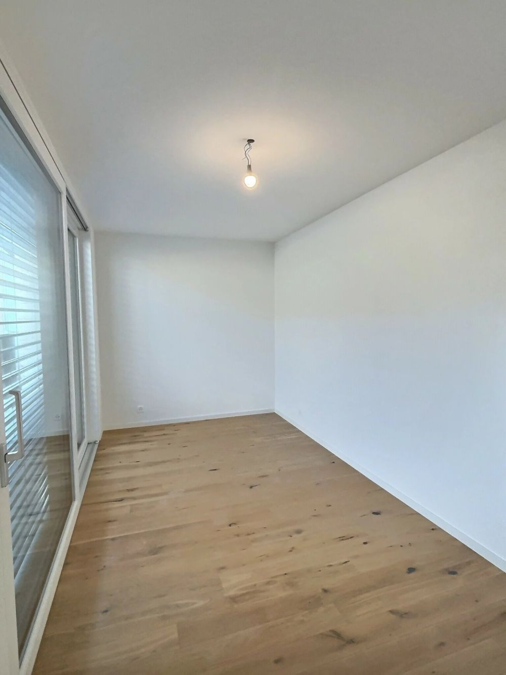 24 29 Magnifique appartement de 4.5 pièces au rez - Grande terrasse -  Bild 12