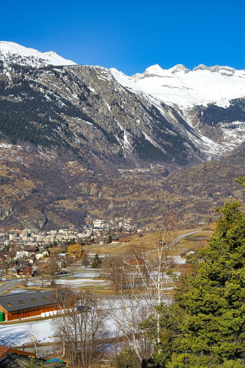 Fantastisches Bauland in ruhiger und unverbaubarer Lage -  Bild 5