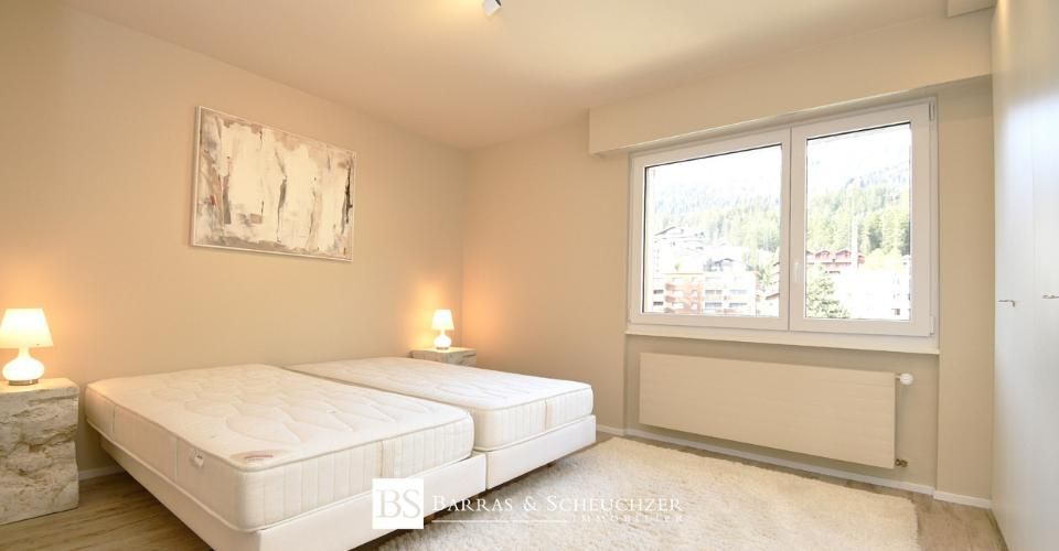 Superbe 2.5 p rénové et meublé, plein centre, rue du Prado - Appartement 2.5 pièces - image - 5