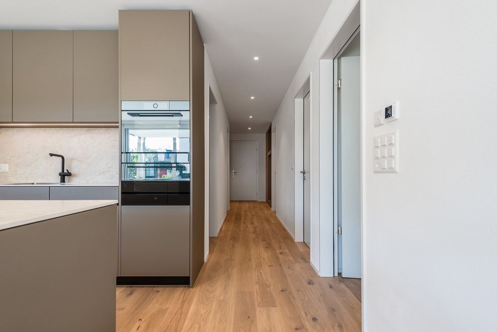 Minergie-P-Neubau im Dorfkern – 4.5-Zimmer mit Sitzplatz oder grossem Balkon -  Bild 4