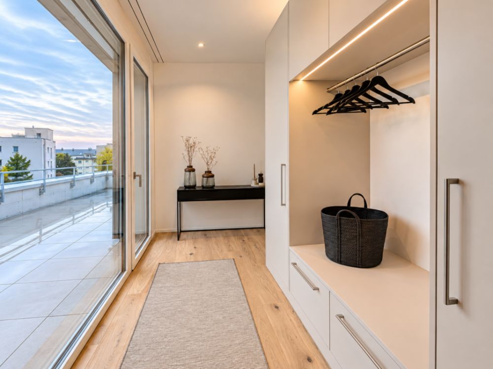 Äusserst hochwertige Attikawohnung mit riesiger Terrasse und wunderschöner Weitsicht -  Bild 8