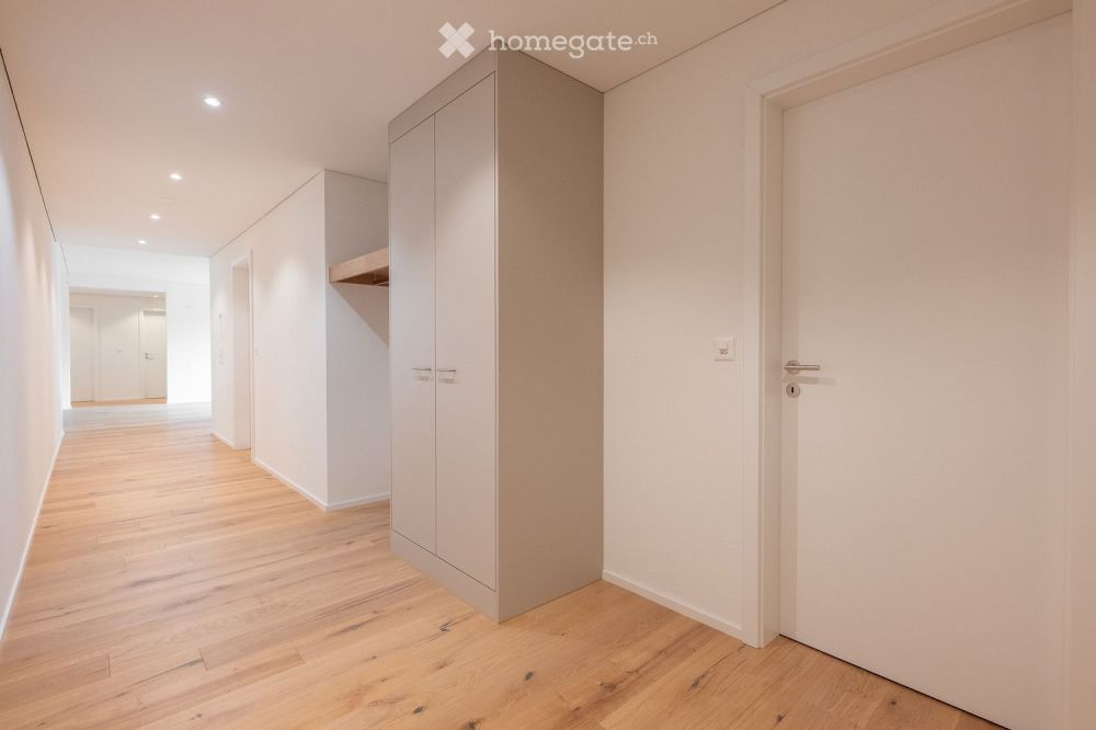 Moderne 5.5 Zimmer Eigentumswohnung mit grossem Sitzplatz -  Bild 7