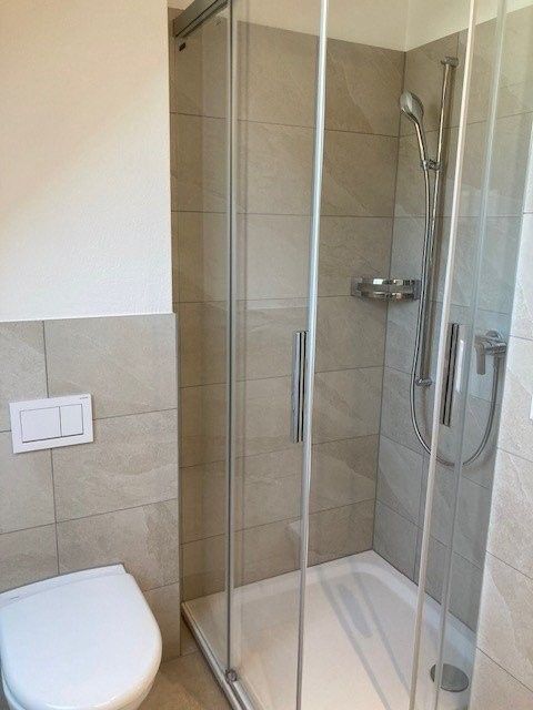 Grosszügige Maisonette-Wohnung - Dusche