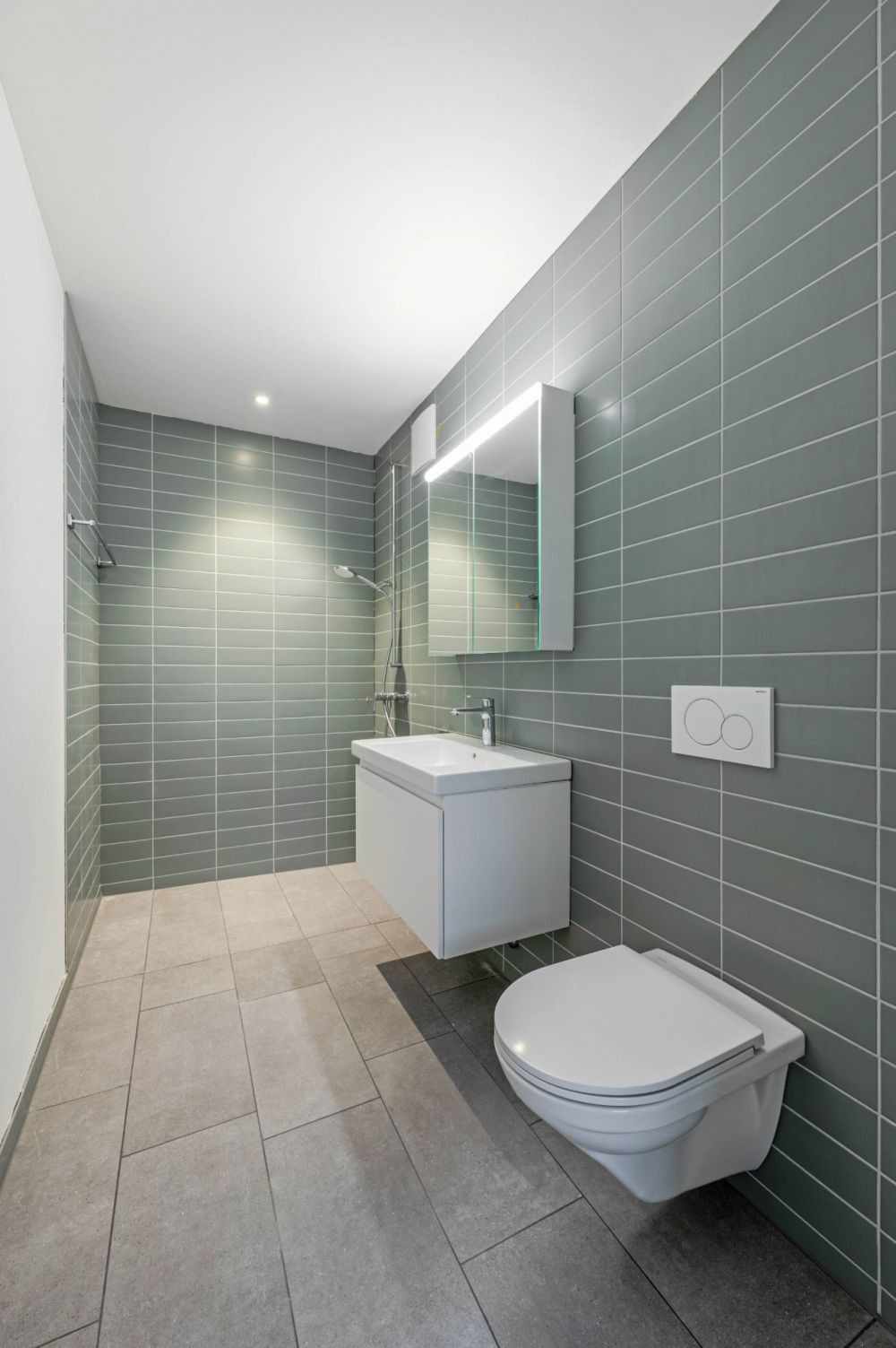 Wohnkomfort im Herzen von Frick - 3.5 Zimmer Wohnung sucht neue Mieter - Gästebad