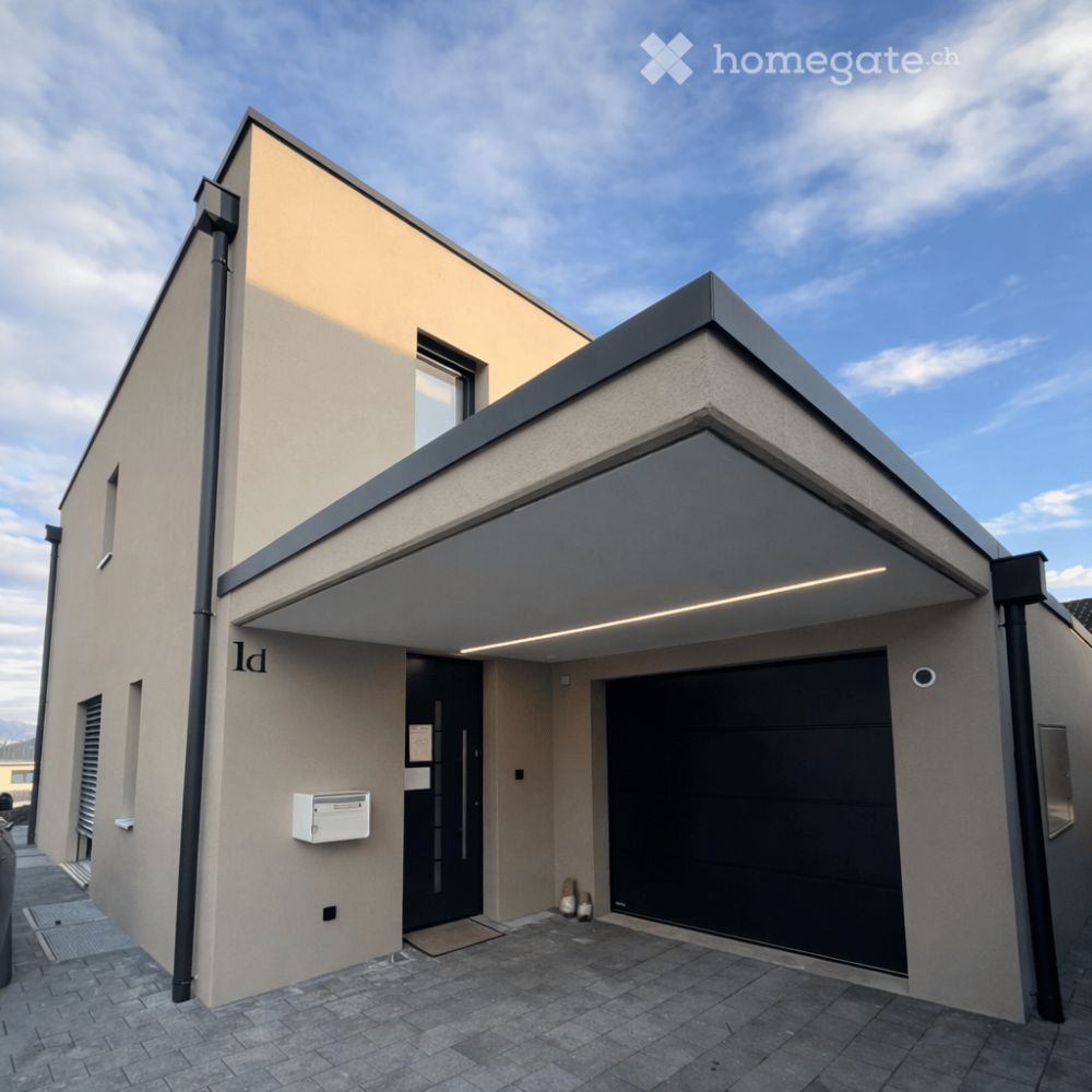 Modernes 5.5-Zimmer-Einfamilienhaus mit Garage in Münchwilen TG - Bild 1