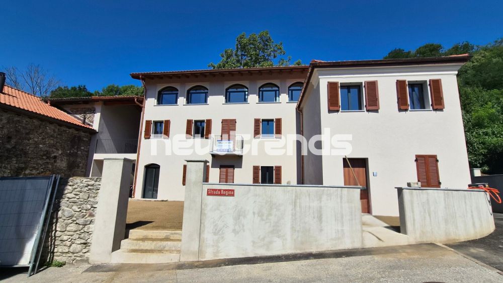 Caslano: 3,5 Zimmer mit Balkon, sofort bewohnbar. Neubau - 2