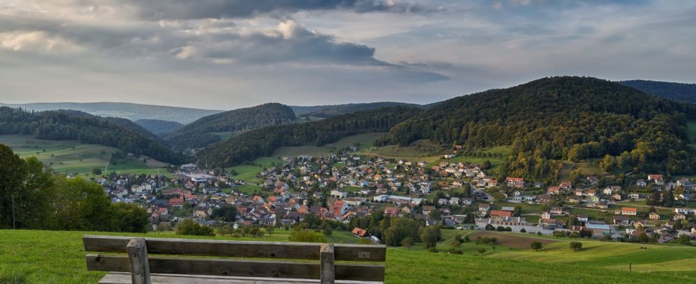 Wohnen der Extraklasse – exklusive 4.5-Zimmer-Terrassenwohnung am Buechenberg -  Bild 8