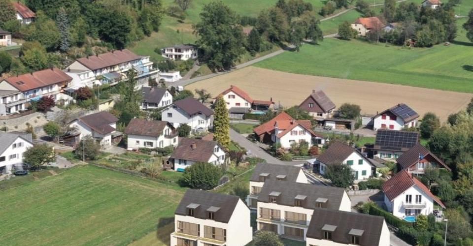 6.5-Zimmer Neubau-Reiheneinfamilienhaus B.1 mit hochwertigem Ausbau  Oberkulm AG - Maison contiguë 6.5 pièces - image - 2