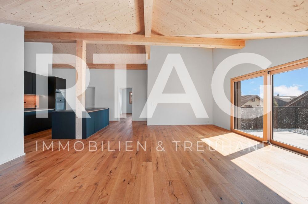 5.5-Zimmer-Dachwohnung -  Bild 1