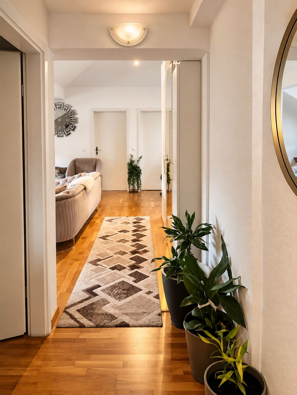 Helle 4.5 Zimmer-Wohnung mit Balkon in Studen -  Bild 4