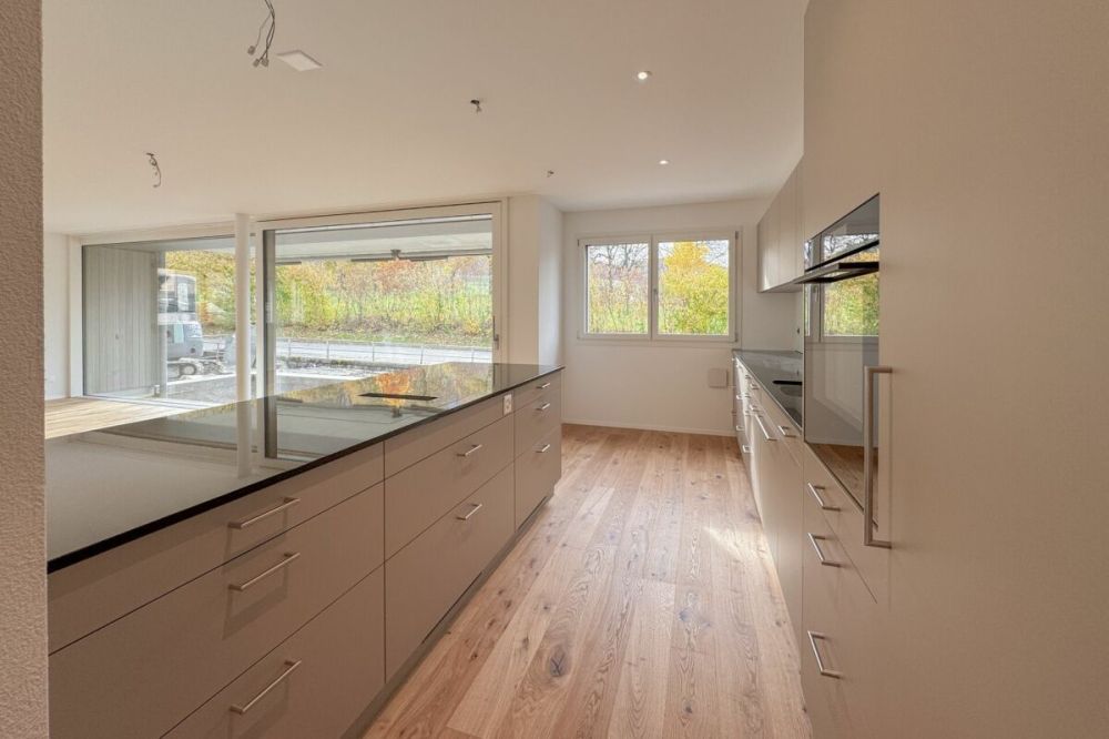 Design und Komfort, Ruhe und Naturblick: Neubau-Parterrewohnung beim Schloss - Bild 6