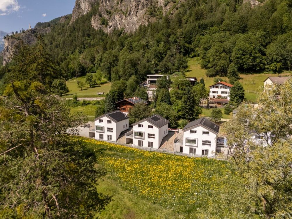 Neubau im Domleschg. Modern, nachhaltig und familienfreundlich -  Bild 12
