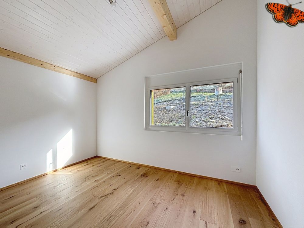 MAGNIFIQUE VILLA AVEC VUE LAC DISPONIBLE DE SUITE - Bild 11