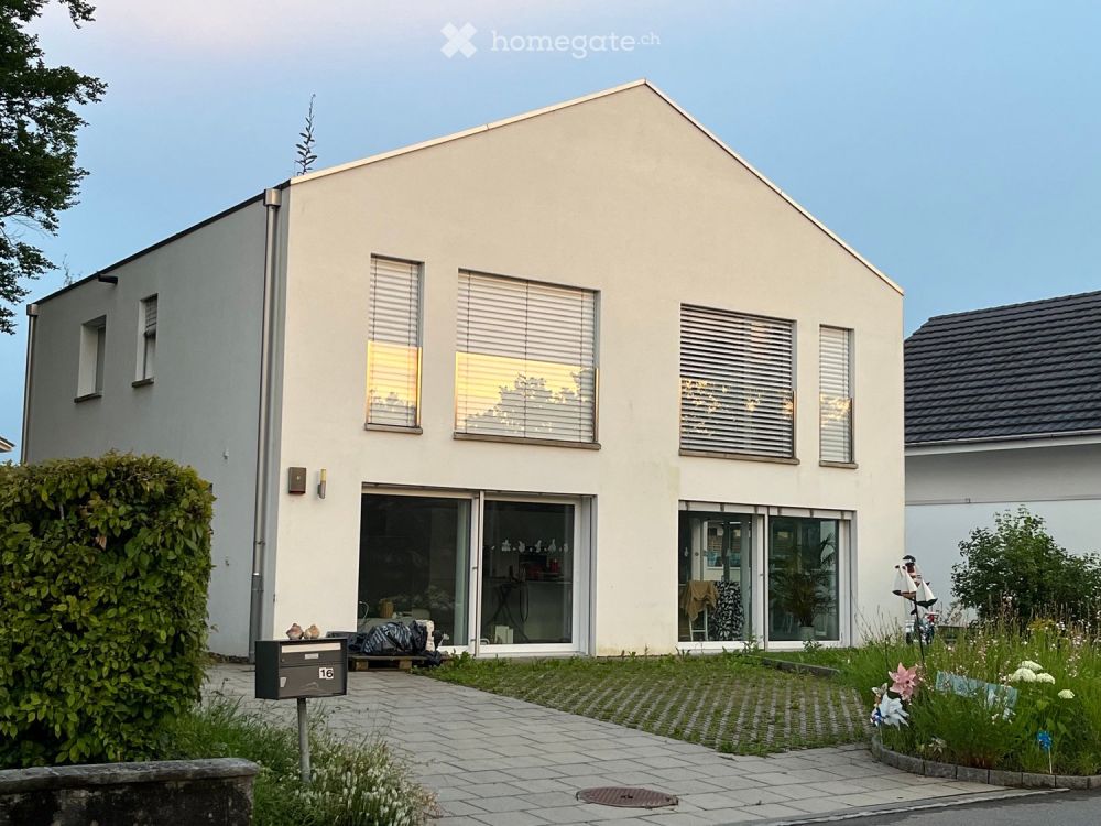 Sehr schönes Haus -  Bild 1