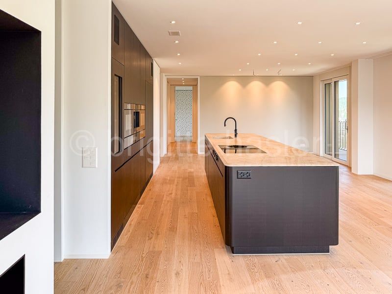 Exklusive Maisonette-Einheit mit hochwertigem Innenausbau und traumhafter Panoramaaussicht -  Bild 8