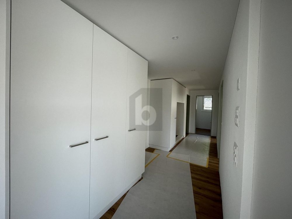 MIT WEITBLICK UND EIGENEM WASCHTURM -  Bild 5