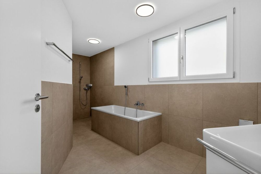 Modernes 5.5-Zimmer-Einfamilienhaus mit flexibler 2.5-Zimmer-Einliegerwohnung -  Bild 13