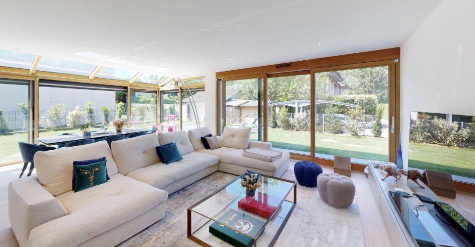 Un écrin contemporain, intérieur raffiné, lumineux, beaux volumes. - Maison 8 pièces - image - 3