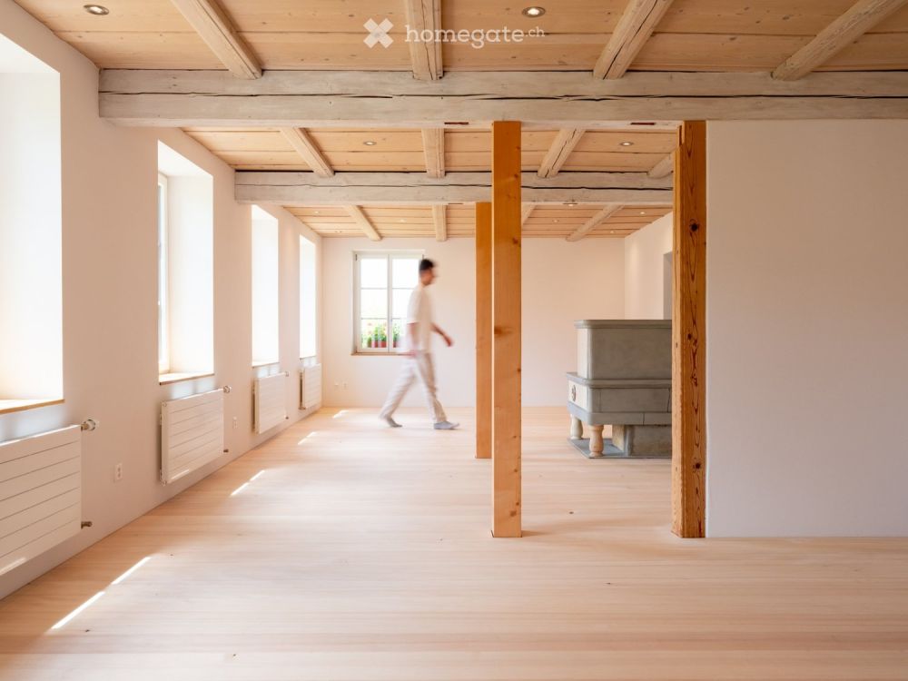 Neue moderne 2.5 Zi. Wohnung mit Charme in Bauernhaus im EG -  Bild 12