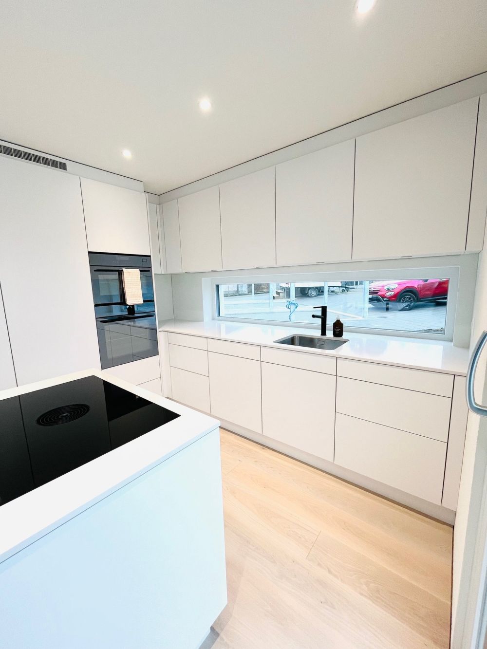 NEUBAU   Wunderschönes Eigenheim ab sofort bereit für den Erstbezug - Bild 2