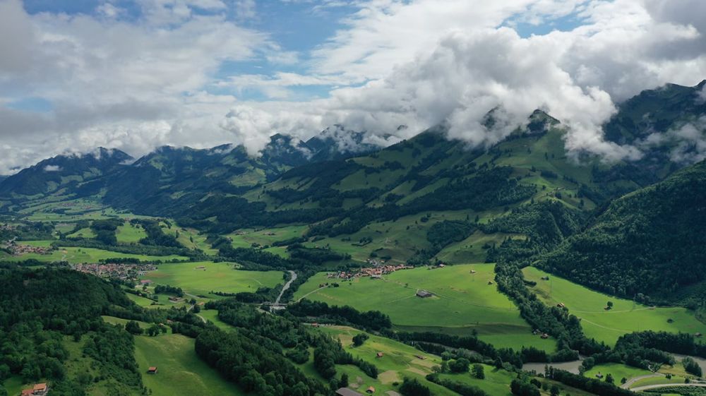 Magnifique chalet neuf de 4,5 pièces avec vue panoramique sur les montagnes - Bild 12