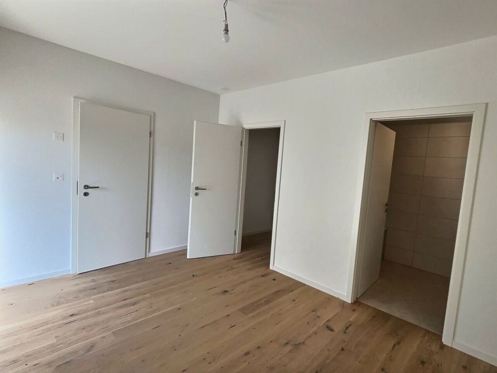 24 29 Magnifique appartement de 4.5 pièces au rez - Grande terrasse - Bild 8