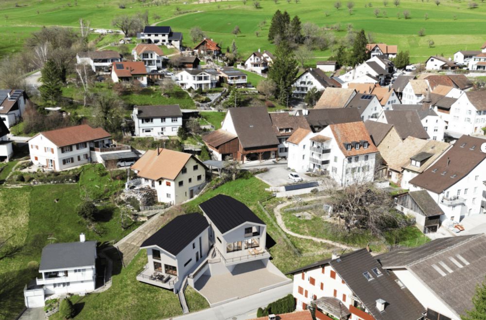 Grosszügiges 7.5-Zimmer-Einfamilienhaus in Hemmiken - Bild 3