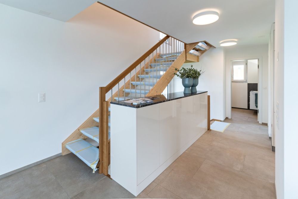 Moderner Neubau – 6.5-Zimmer-Einfamilienhaus in sonniger Lage von Helsighausen - Bild 8