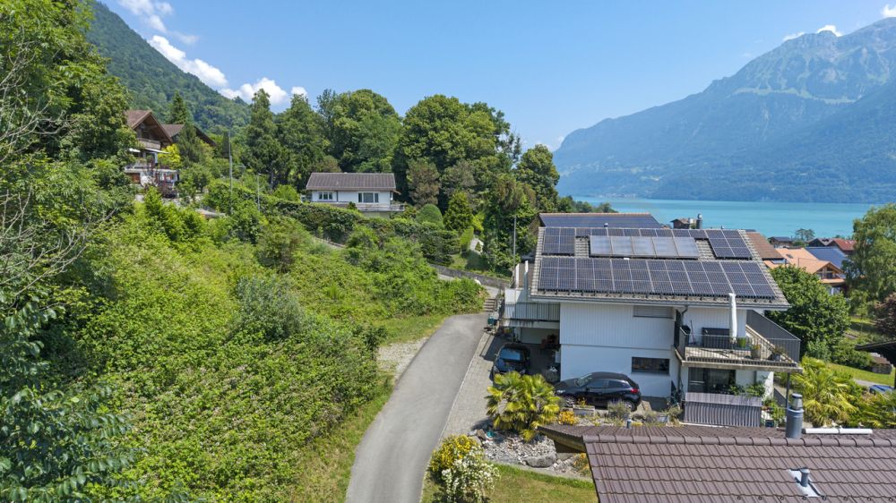 Traumhaus am Brienzersee mit 3.5-Zi-Wohnung, Lift und Panorama! - Bild 9