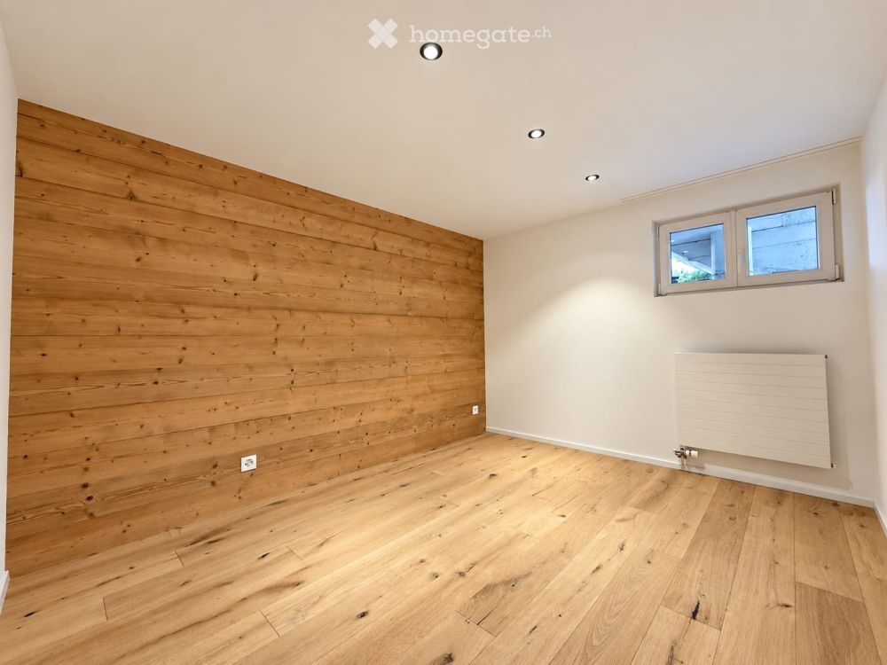 Kernsanierte 3.5-Zimmer-Wohnung mit grosszügigem privatem Vorplatz -  Bild 5