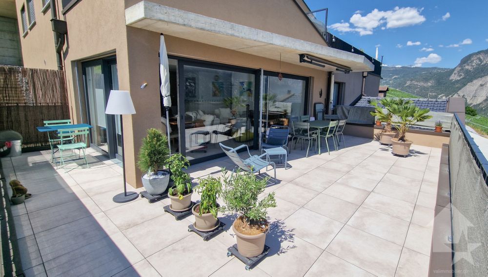 Superbe 4.5p, grande terrasse, vue et ensoleillement top, calme -  Bild 1