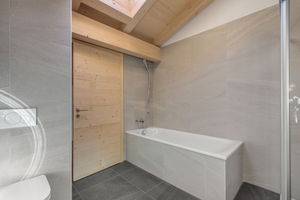 5.5 pièces en duplex dans chalet de 2 appartements - Bild 6