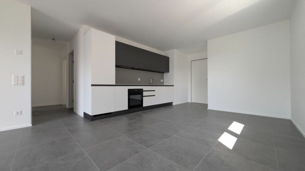 Geräumig, modernes Design und neu! -  Bild 3