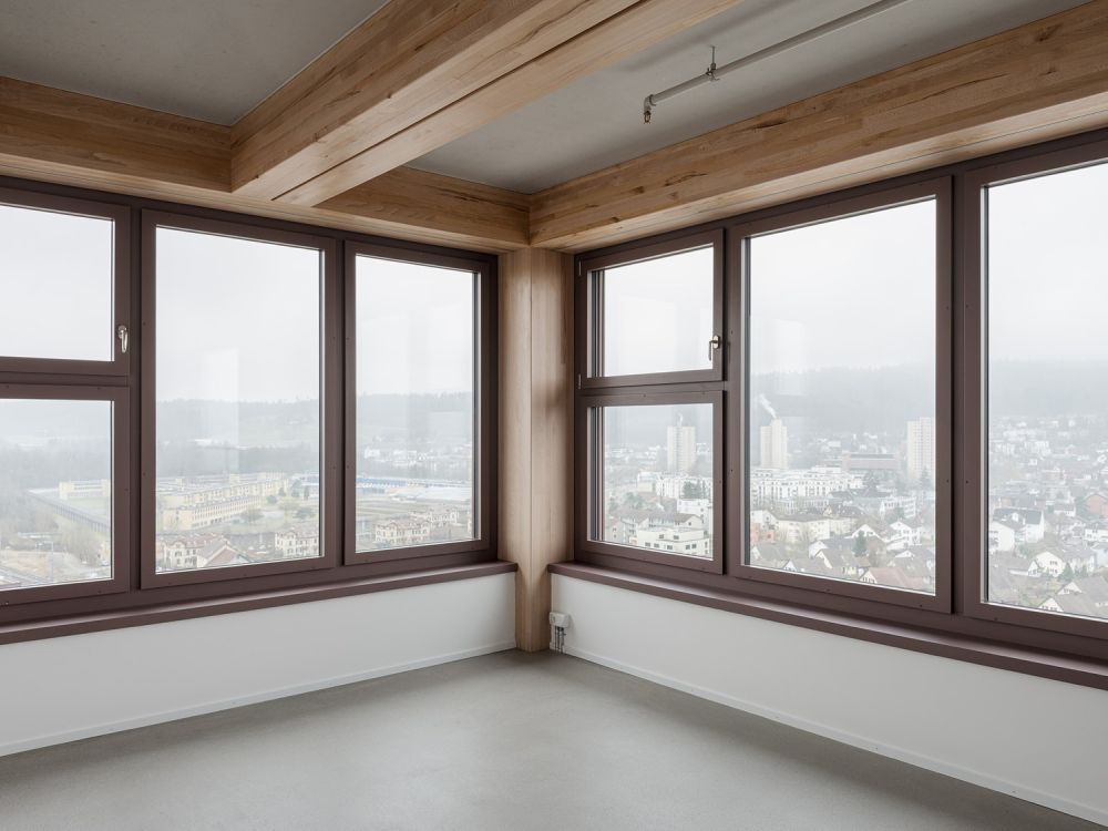 Zwhatt  Its city. Its country. Its life. - Room (Sample image)
