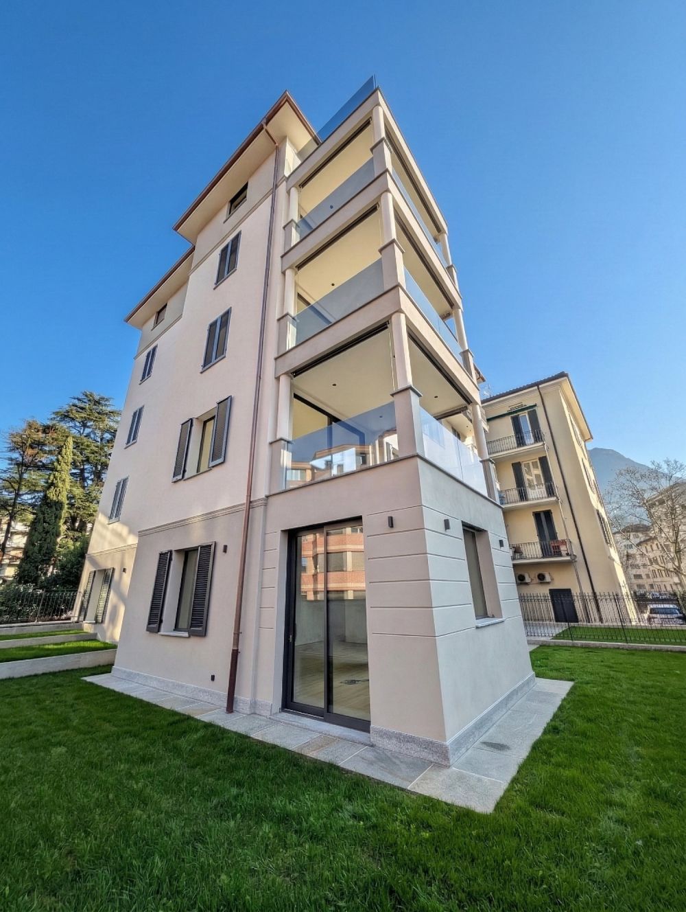 Viale Cassarate Neue Residenz Domus Adriana -  Bild 1