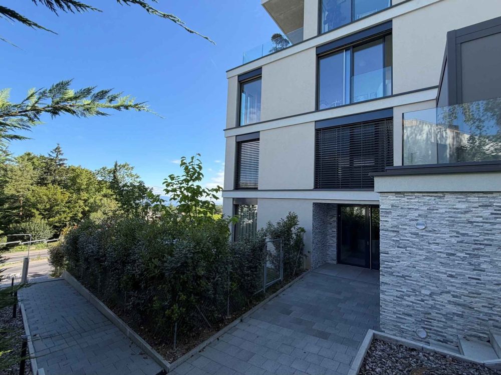 Exklusiv: Luxuswohnung in Vésenaz - Entrée de la résidence