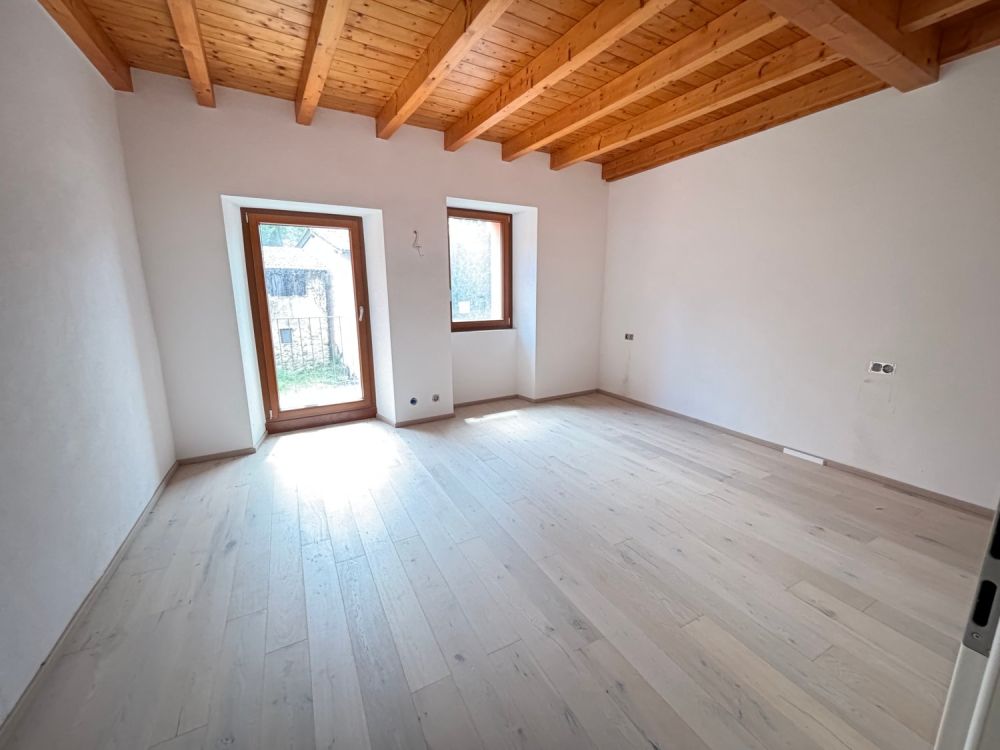 Spaziosa casa nuova con vista sul M. Rosa in contesto idilliaco -  Bild 4