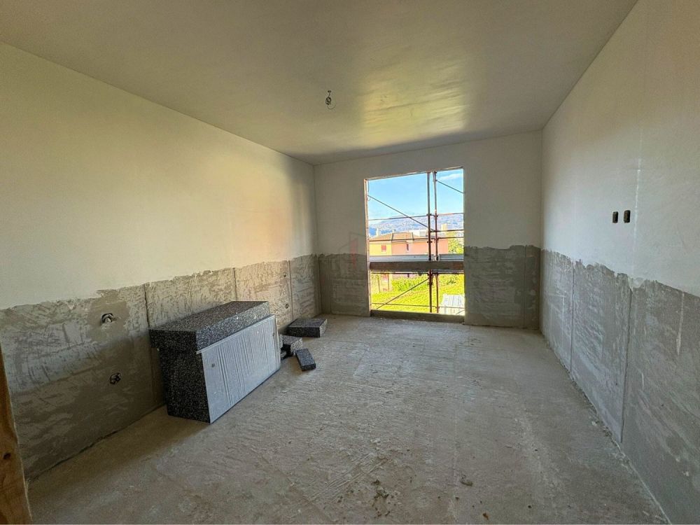 NUOVA FAMIGLIA CERCARSI - Bild 6