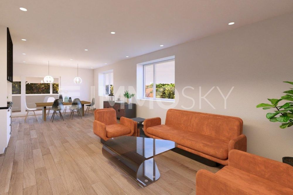 EXCLUSIVITÉ ! Spacieux 3,5 pièces avec loggia d'env. 21 m2 ! - Pièce de vie baignée de lumière